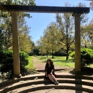 Meet your Posher, Brooke